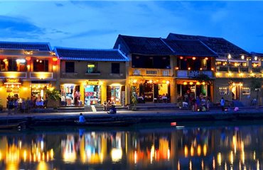 Khách sạn Royal Riverside Hội An